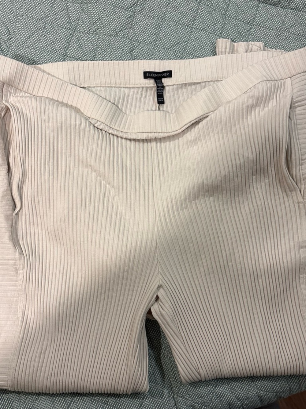 Eileen Fisher Off-White Ribbed barrel pants